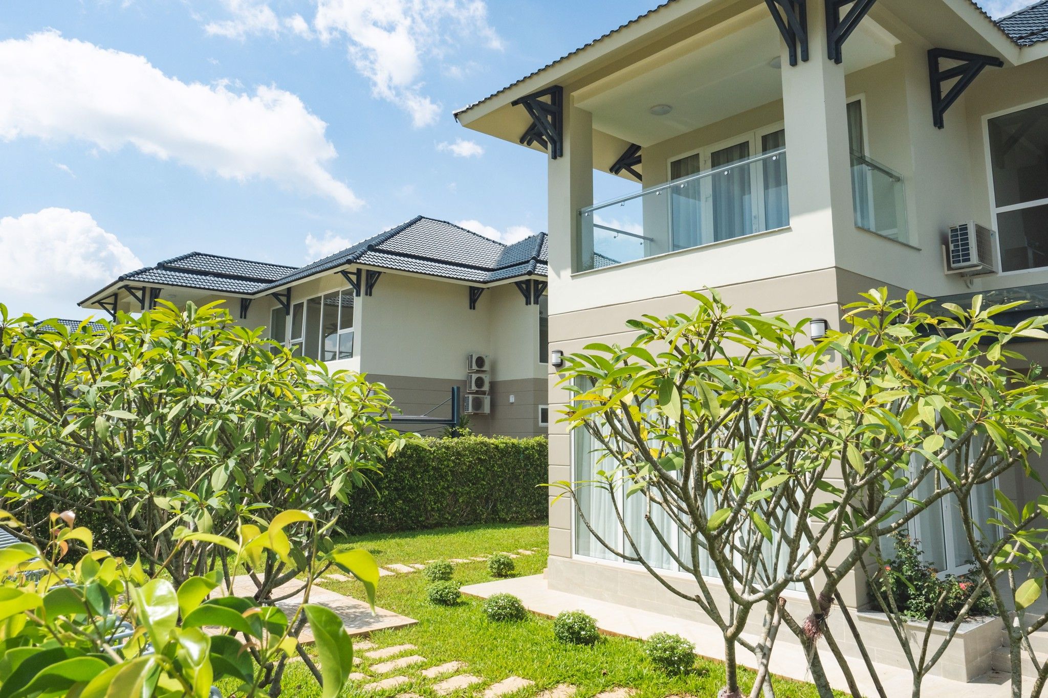 10-villa-sai-gon-danh-cho-cap-doi-3.jpg