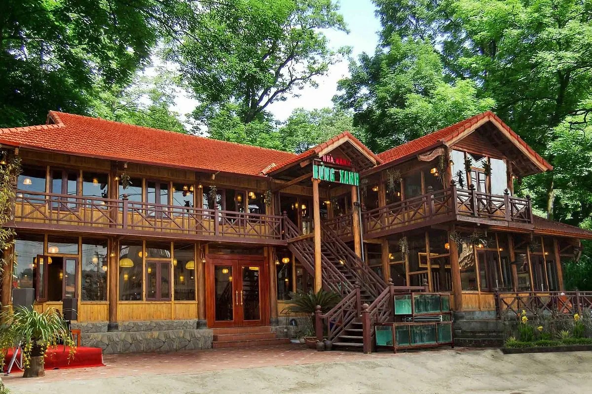 15-nha-hang-sapa-cho-cap-doi-mot-buoi-toi-lang-man-va-day-huong-vi-dac-sac-1.jpg
