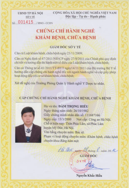 Bác sĩ Đàm Trọng Hiếu