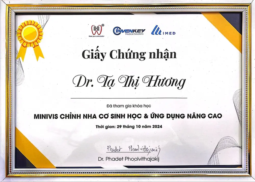 Bác sĩ Tạ Thị Hương