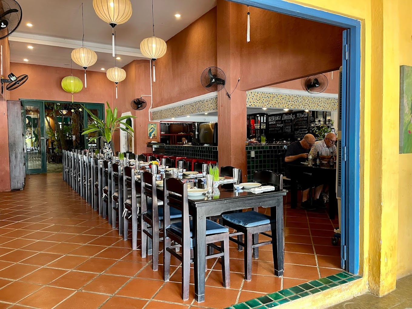 Hình ảnh nhà hàng