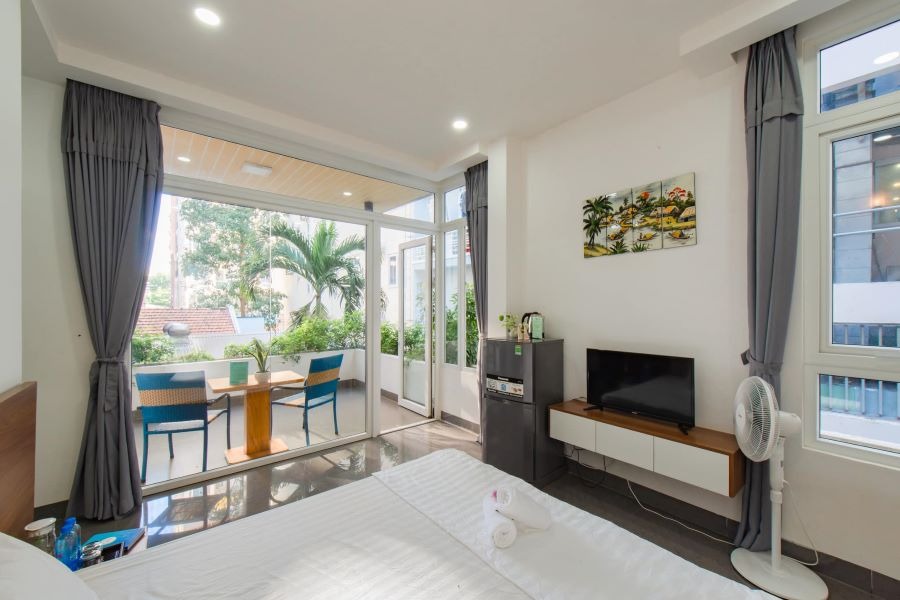 diem-danh-homestay-nha-trang-co-ho-boi-dinh-cao-cho-ky-nghi-tron-ven2.jpg