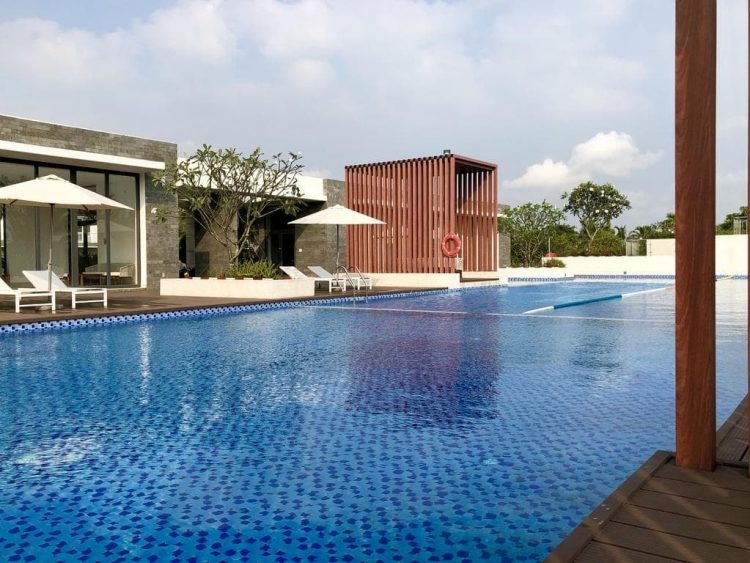 homestay-sai-gon-co-ho-boi-dep-khong-gian-nghi-duong-ly-tuong-giua-long-thanh-pho2.jpg