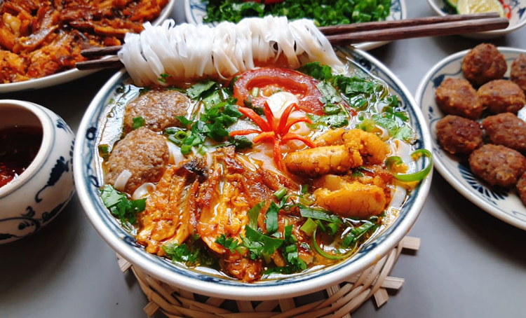 kham-pha-nhung-mon-ngon-thai-binh-04.jpg