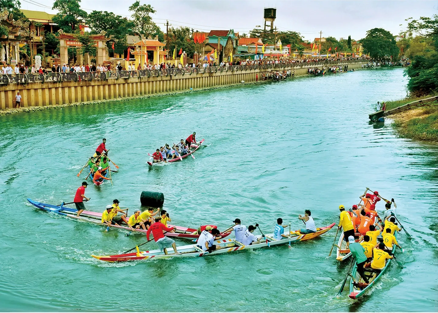 kinh-nghiem-du-lich-duong-mon-ho-chi-minh-tai-quang-tri-3.webp