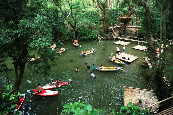kinh-nghiem-du-lich-phong-nha-ke-bang-quang-binh-3.jpg