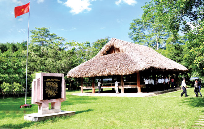 kinh-nghiem-du-lich-tan-trao-4.jpg