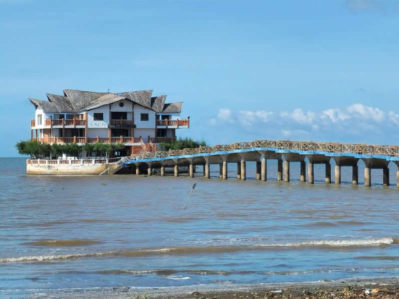kinh-nghiem-thue-phong-can-gio-khi-di-du-lich-6.jpg