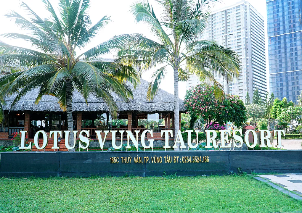 lotus-resort.webp