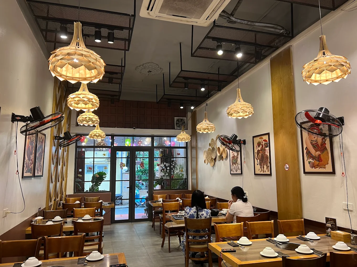 Hình ảnh nhà hàng