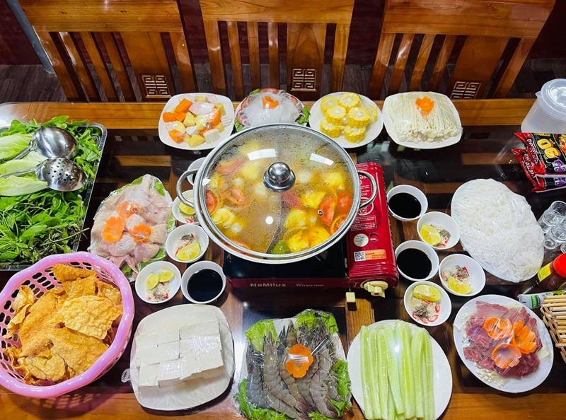 nha-hang-ha-giang-2.jpg