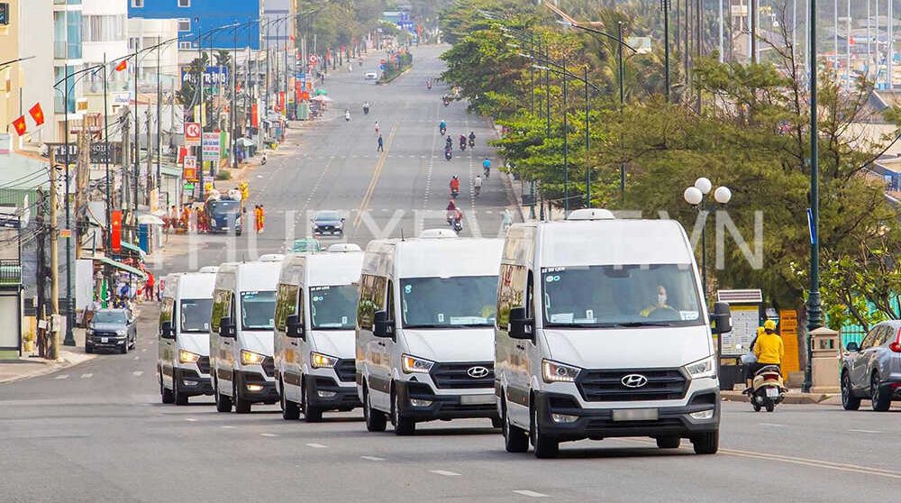 thue-xe-du-lich-sai-gon-can-luu-y-gi-03.jpg