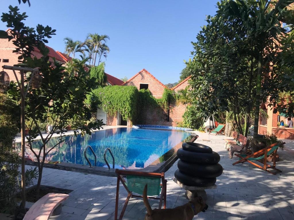top-12-homestay-o-ninh-binh-danh-cho-cap-doi-dep-den-don-tim-02.jpg