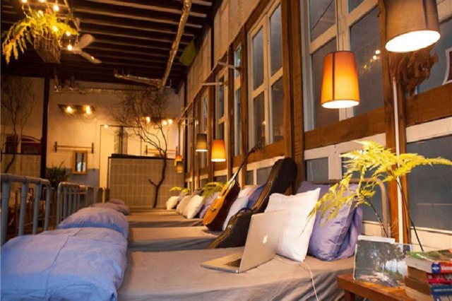top-7-homestay-van-don-dep-danh-cho-cap-doi-dep-don-tim-08.jpg